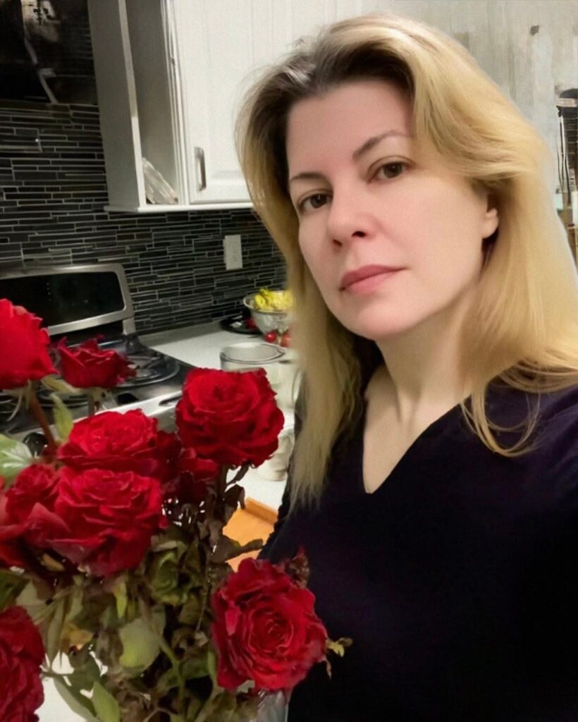 My Husband Started Bringing Home Flowers Every Friday – One Day I Found a Note in the Bouquet and Followed Him After Work